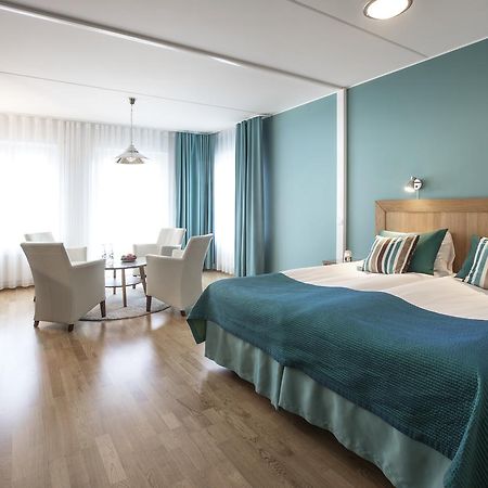 Behrn Hotell Όρεμπρο Εξωτερικό φωτογραφία